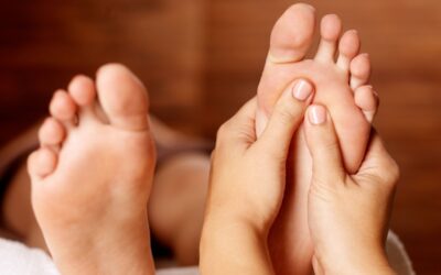 Réflexologie plantaire proche de Paris : bienfaits, déroulé, prix et praticien